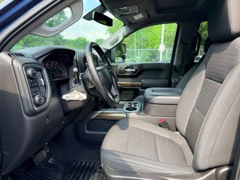 Used 2021 Chevrolet Silverado 1500 RST w/ Convenience Package II AWD/4WD image 7