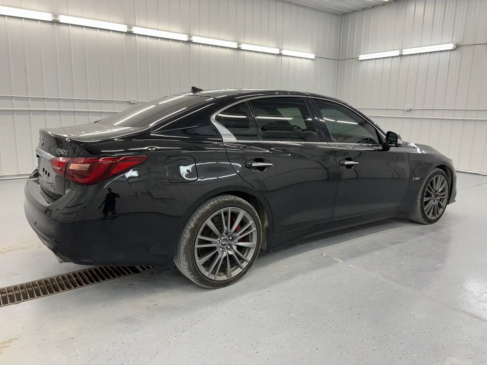 Used 2019 INFINITI Q50 Red Sport 400 w/ Proactive Package AWD/4WD image 3