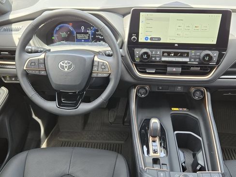Used 2026 Toyota Grand Highlander AWD Hybrid image 28