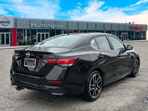 Certified 2025 Nissan Sentra SR image 6