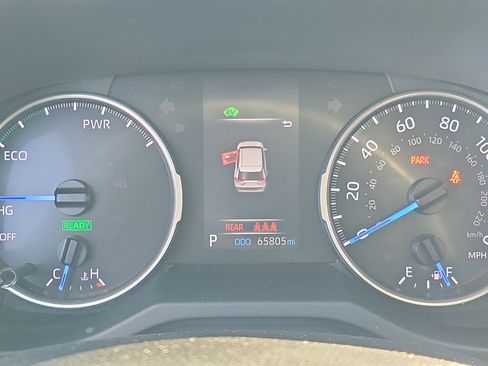 Certified 2021 Toyota RAV4 LE image 18