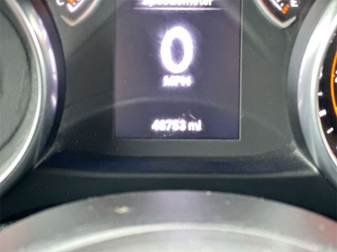 Used 2019 Jeep Wrangler Unlimited Sport image 12