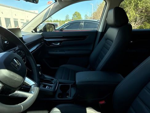 Used 2025 Honda CR-V EX-L image 17