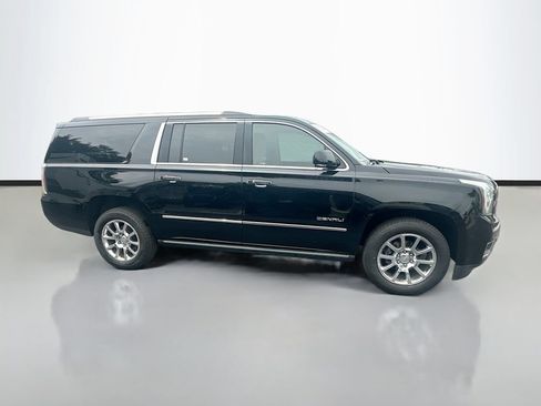 Used 2018 GMC Yukon XL Denali w/ Open Road Package RWD image 4
