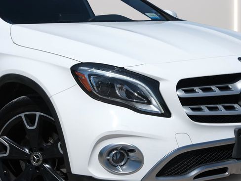 Used 2020 Mercedes-Benz GLA 250 image 6