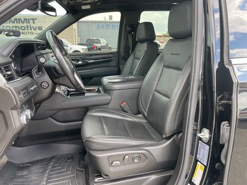 Used 2021 GMC Yukon XL Denali AWD/4WD image 7
