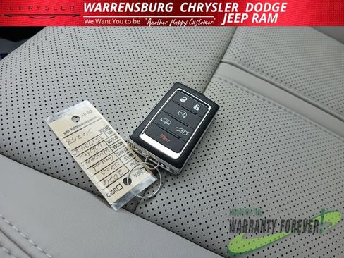 New 2026 Jeep Grand Wagoneer Limited AWD/4WD image 33