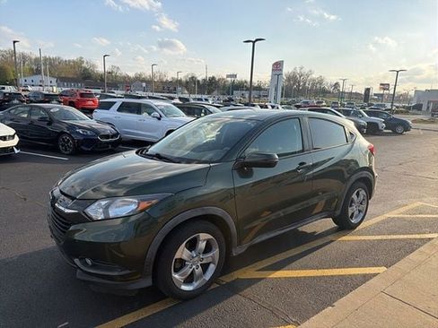 Used 2016 Honda HR-V EX image 2