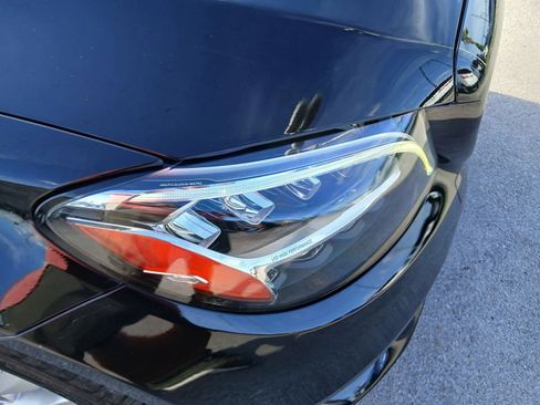 Used 2019 Mercedes-Benz C 300 4MATIC Sedan image 20