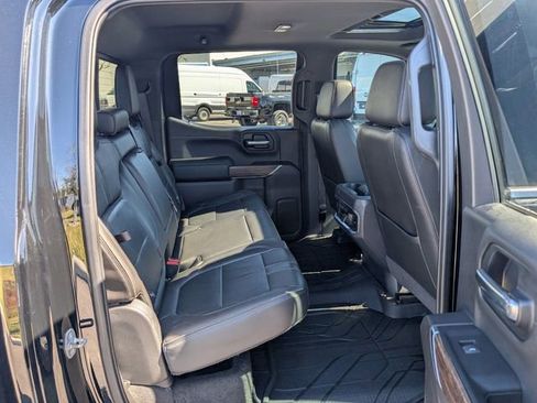 Used 2019 Chevrolet Silverado 1500 High Country w/ Technology Package image 13