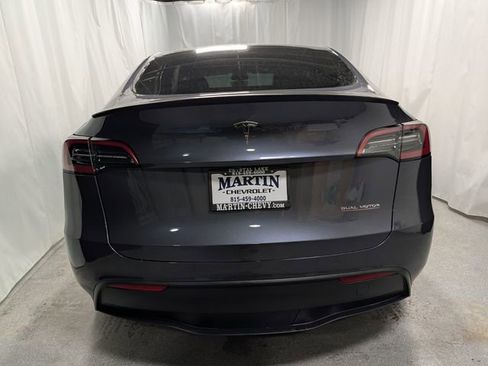 Used 2023 Tesla Model Y Performance image 4