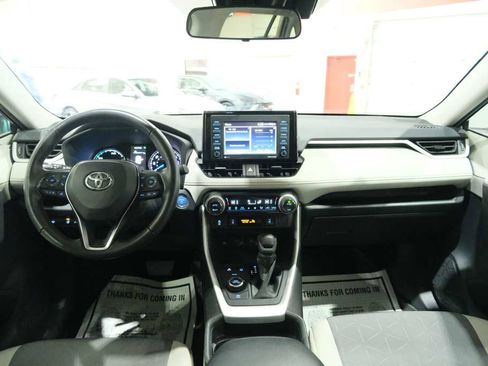 Used 2021 Toyota RAV4 XLE w/ Convenience Package image 26