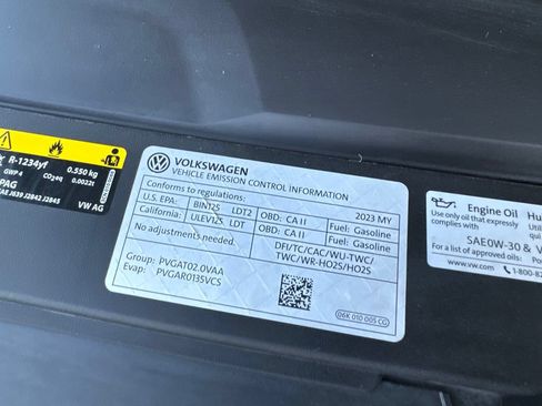 Used 2023 Volkswagen Atlas Cross Sport SE AWD/4WD image 25