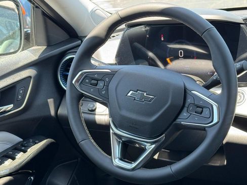 New 2026 Chevrolet Trax LT w/ Driver Confidence Package FWD image 8