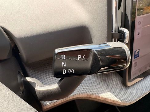 Certified 2025 Volvo EX30 Plus w/ Climate Package image 30