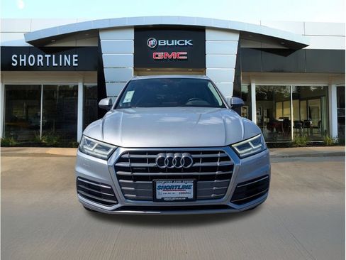 Used 2019 Audi Q5 2.0T Premium Plus w/ Premium Plus Package AWD/4WD image 10
