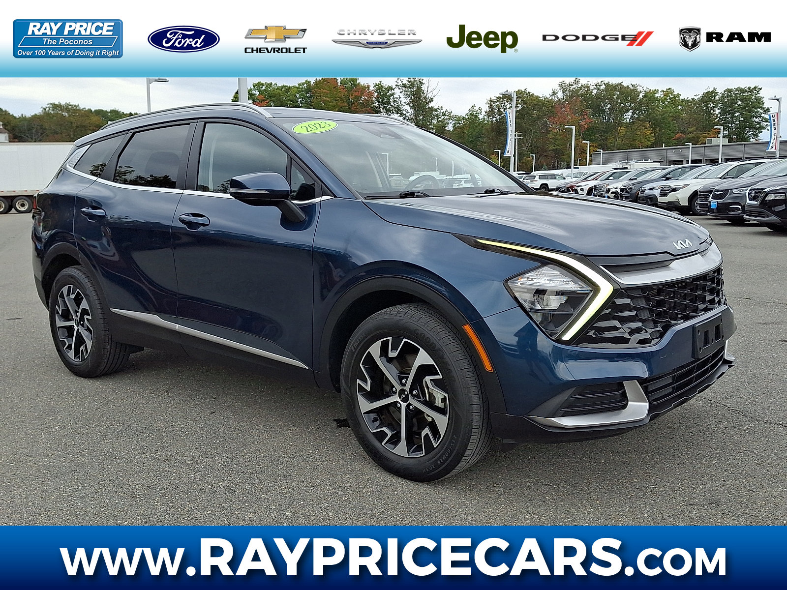 Used 2023 Kia Sportage EX AWD/4WD image 1