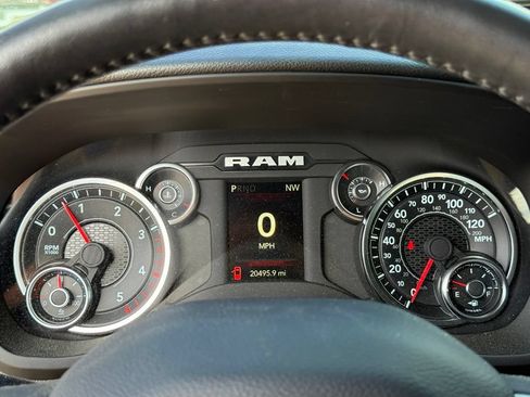 Used 2024 RAM 2500 Big Horn w/ Night Edition AWD/4WD image 18