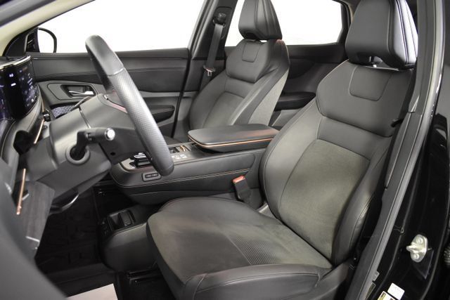 Certified 2024 Nissan Ariya AWD image 9