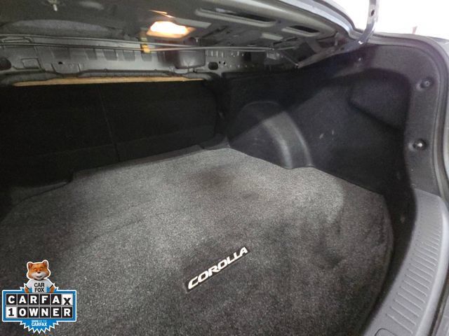 Used 2023 Toyota Corolla LE w/ Carpet Mat Package (TMS) FWD image 31