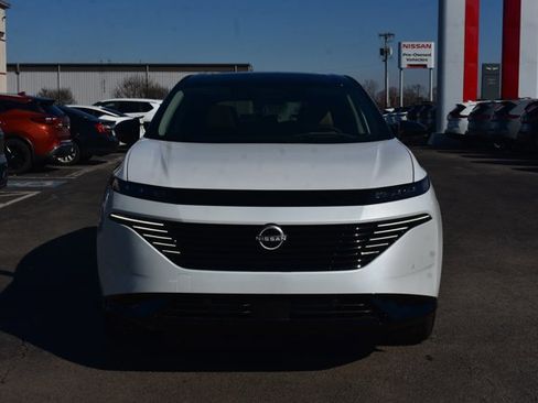 New 2026 Nissan Murano Platinum w/ Cargo Package AWD/4WD image 2