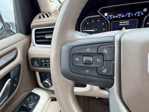Used 2021 GMC Yukon Denali AWD/4WD image 14