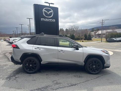 Used 2022 Toyota RAV4 XSE AWD/4WD image 20