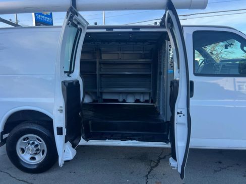 Certified 2024 Chevrolet Express 3500 w/ Driver Convenience Package image 27