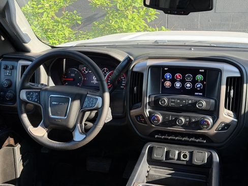 Used 2016 GMC Sierra 2500 Denali w/ Duramax Plus Package AWD/4WD image 24