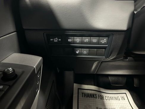 Used 2025 Toyota Tundra Platinum image 18