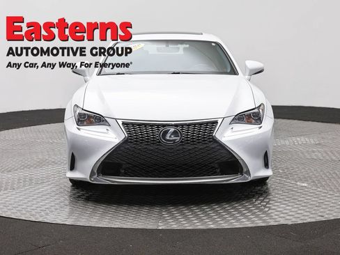 Used 2017 Lexus RC 200t F Sport RWD image 2
