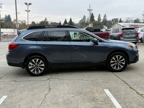 Used 2015 Subaru Outback 2.5i Limited image 9