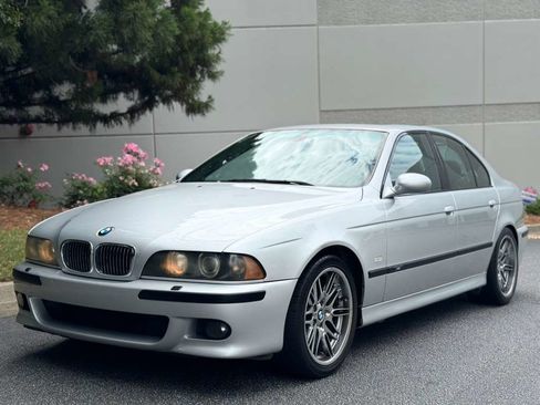 Used 2003 BMW M5 RWD image 4