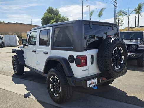 Used 2024 Jeep Wrangler Unlimited Rubicon 4xe image 3