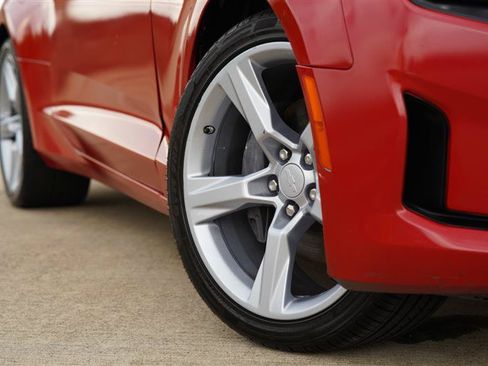 Used 2016 Chevrolet Camaro SS RWD image 19