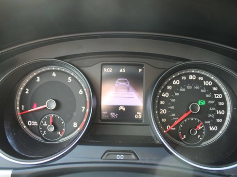 Used 2021 Volkswagen Atlas Cross Sport SE w/ Panoramic Sunroof Package AWD/4WD image 30