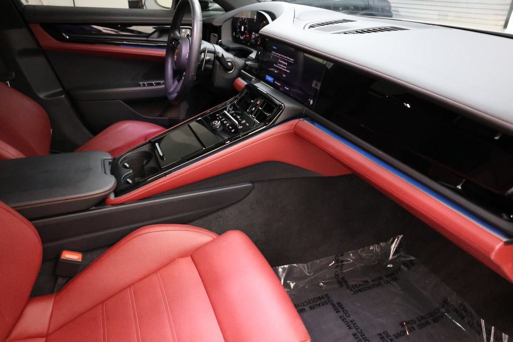 Used 2026 Porsche Panamera image 73