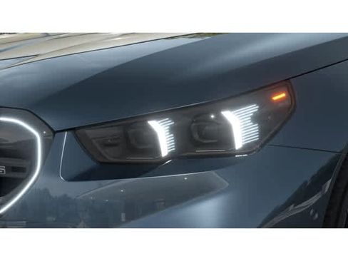 New 2026 BMW M5 w/ Carbon Package AWD/4WD image 6