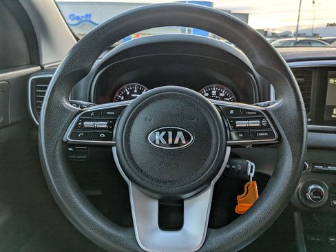 Used 2020 Kia Sportage LX w/ LX Popular Package image 18