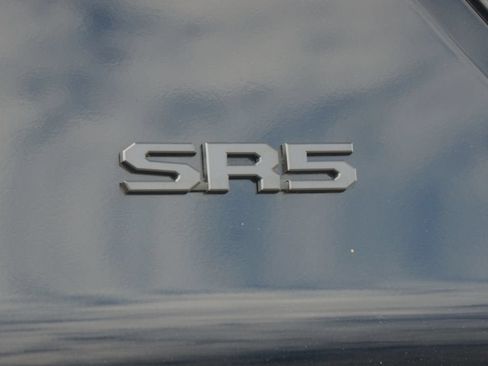 Used 2025 Toyota 4Runner SR5 RWD image 17