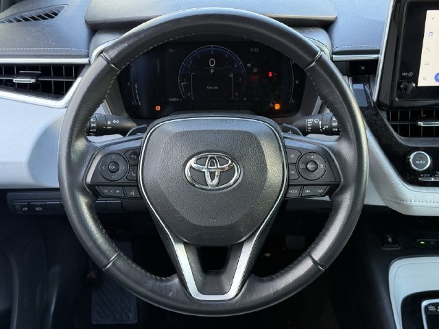 Used 2025 Toyota Corolla XSE FWD image 11