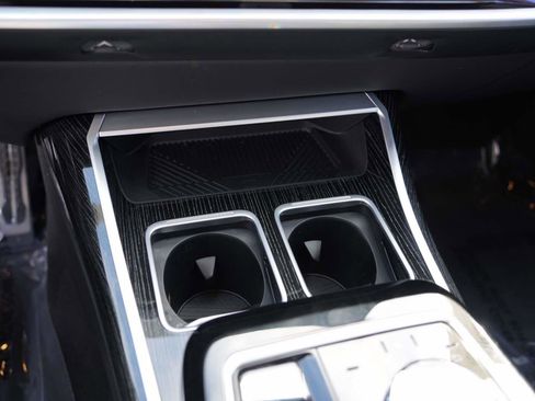 Certified 2023 BMW 740i 740i Sedan RWD w/ Parking Assistance Package image 22