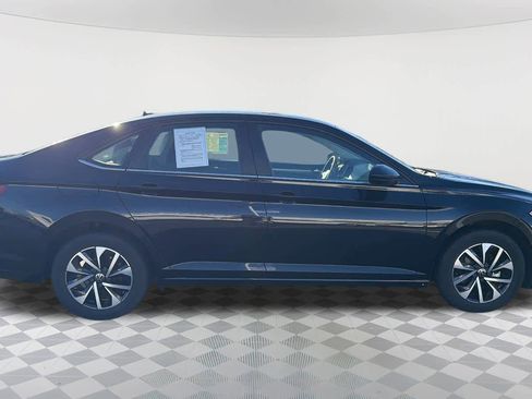 Used 2024 Volkswagen Jetta S image 4