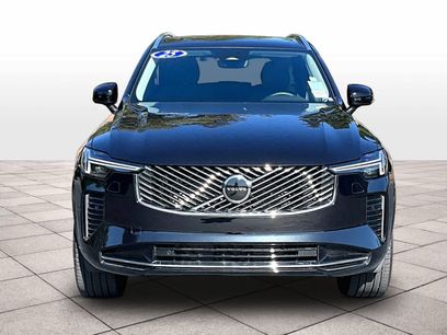 Used 2025 Volvo XC90 B5 Core w/ Protection Package Premier