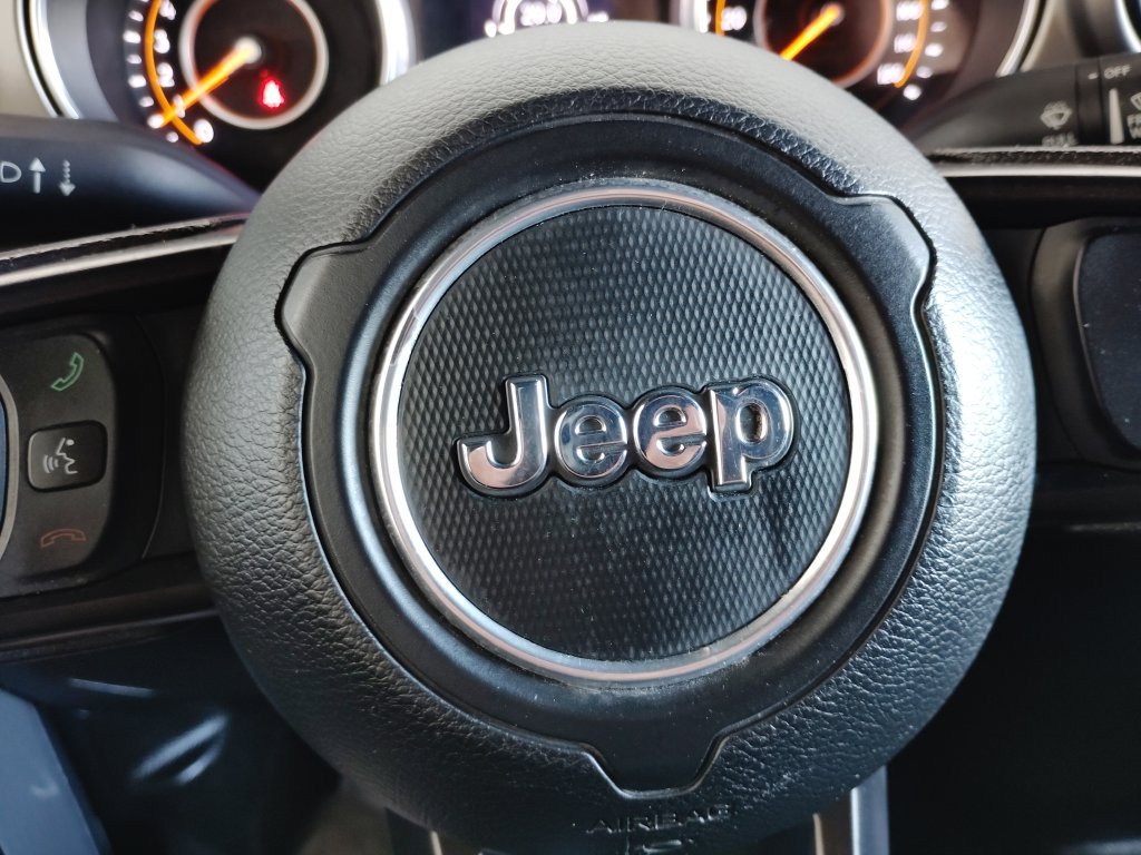 Used 2018 Jeep Wrangler Sport AWD/4WD image 25