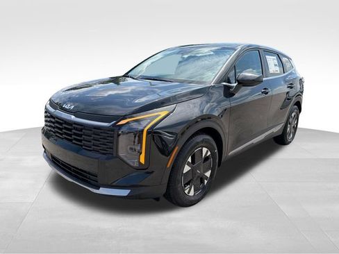 New 2026 Kia Sportage LX FWD image 3