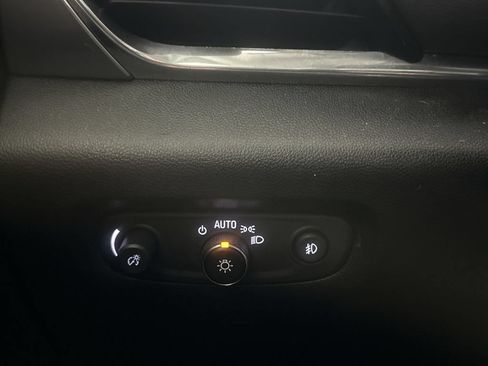 Used 2018 Chevrolet Traverse LT AWD/4WD image 54