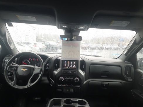 Used 2023 Chevrolet Silverado 1500 Custom image 10