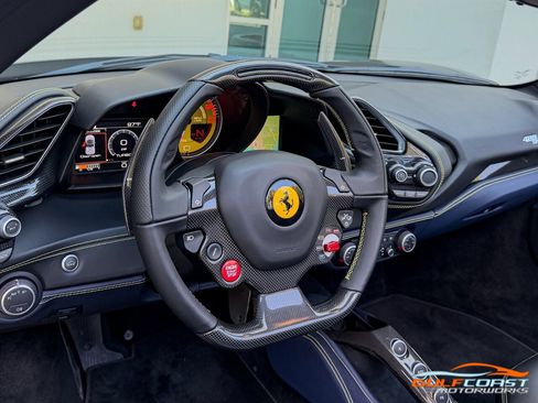 Used 2017 Ferrari 488 Spider RWD image 10