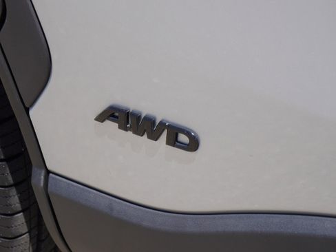 Used 2024 Toyota Corolla Cross AWD Hybrid w/ Moonroof Package image 6